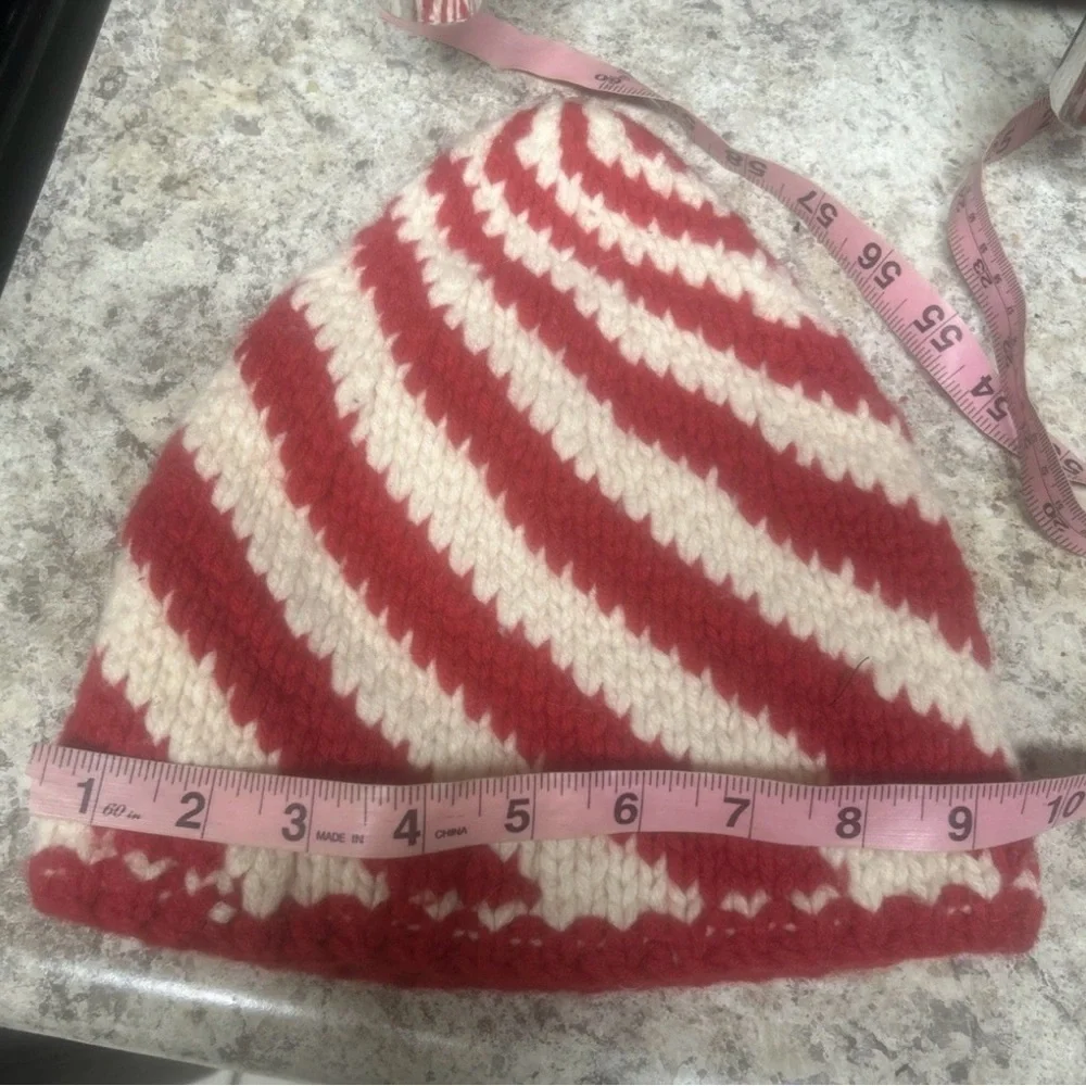 Vintage Y2K 2003 Gap Kids 100 Lambswool Beanie Hat Holiday Red Stripe Winter